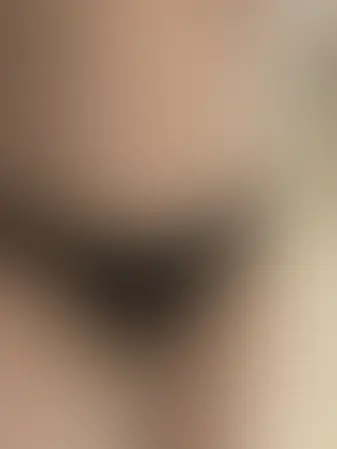 ヒナ🐥(パイパン女子大生のおしっこ🐤)「今日のヒナのパンツ🥰」の投稿サムネイル