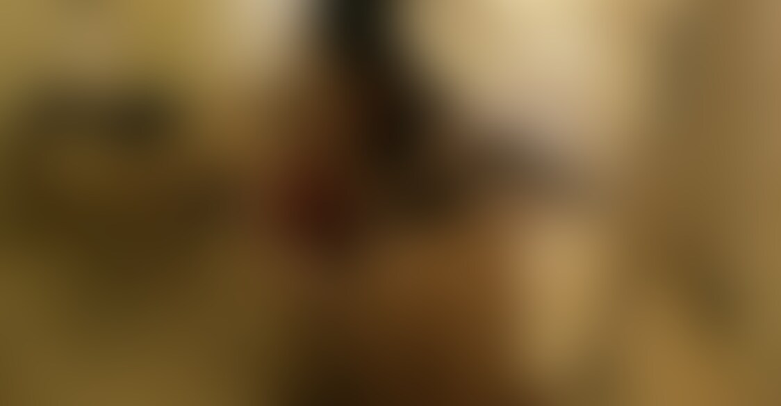 こんにちは！変態動画クリエイター(HDC)です！

もともと、性癖がドMでM活動をしておりました。変態動画クリエイターです。主にツイッターで活動しているので、よろしければご覧ください。

素人系の子が大好きで、主にナンパ・飲み屋等で一緒になれば
積極的に声をかけるように努めております。

「変態動画をクリエイトする！」をモットーにM男向けコンテンツを輩出して参ります！

今回のコンテンツですが、HDC Produce スタイル抜群美女　杏里様のセクシースク水　足コキ添い寝○○○です！

今回は大人気の美人痴女、杏里様に超セクシーなコスプレをしてもらいました！

スクール水着姿でセクシーにM男を挑発し、局部のにおわせ、足舐め、足コキやたまらない言葉責めの後は

ベッドで添い寝をされて、セクシーに挑発のち、寸止め射精です・・・。

美女、セクシースク水、言葉責め、どれをとっても最高としか言いようがありませんです！はい！


今回32分間の内容となります！よろしくお願い申し上げます！
お楽しみください。

★素人編集になるため、画質等が少し悪い場合御座います。鋭意、改善して参ります。
★編集技術向上のため、モザイク処理の見直しを行い制作に取り組みましたが、至らぬ点はまだあると思いますが、それでも良いという方でご購入の程、よろしくお願い申し上げます。
★女性○○○以上確認済
★モザイク処理を施しております
★転載や無断使用等はお控えください。 (2/2)