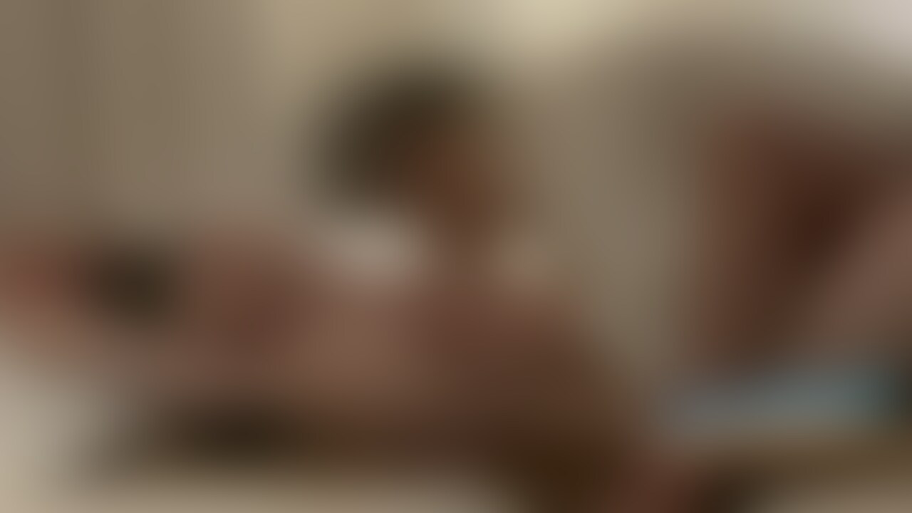 とっても美人なギャルの登場です。
ボカシがあっても雰囲気でお分かりになるのでは？
それなのにドMでエッチな21歳の女の子。


性感マッサージで徐々に責めていくと終始「ヤバイ」「気持ちい」「ダメ」と感じ乱れまくりますｗ

ほんと色々興奮しました。

別のアングルで撮影もしているので、それはそれで良きなので近日編集してアップしますね！ (2/2)