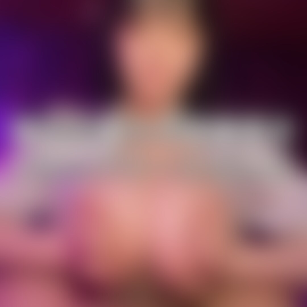 単品販売のみ
⭐︎美しきJカップ爆乳ナース
挟み込み抜群のパイズリで絞り取ってもらう。
某芸能人に少し似ているところも最高ですね!!
また、気持ち良くしてもらいます。
童顔で可愛らしいですよね! (2/2)