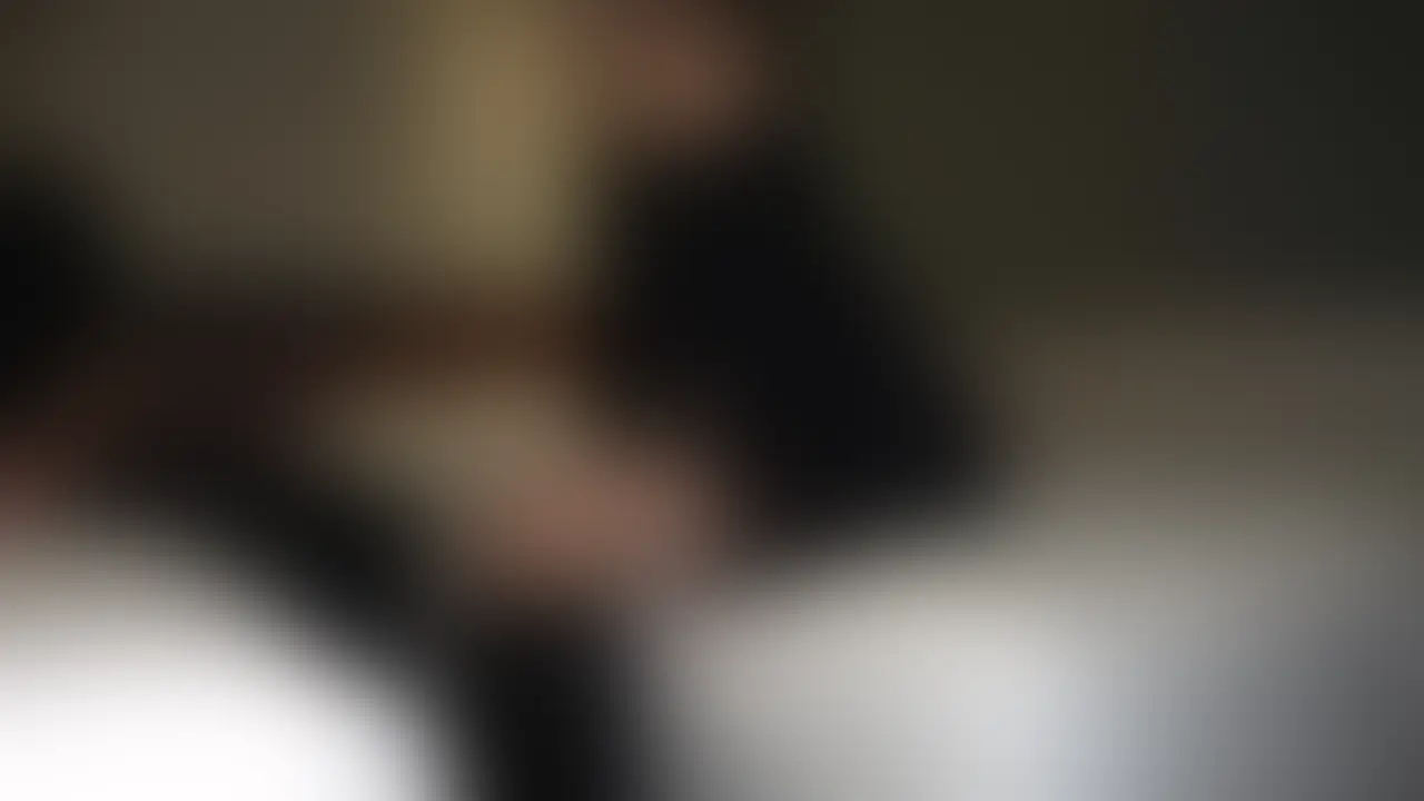 【潮吹き】マッチョに首絞めイラマしてもらったお返しに騎乗位フィニッシュするM女
筋肉に絞められてるときが一番幸せ♡ (2/2)
