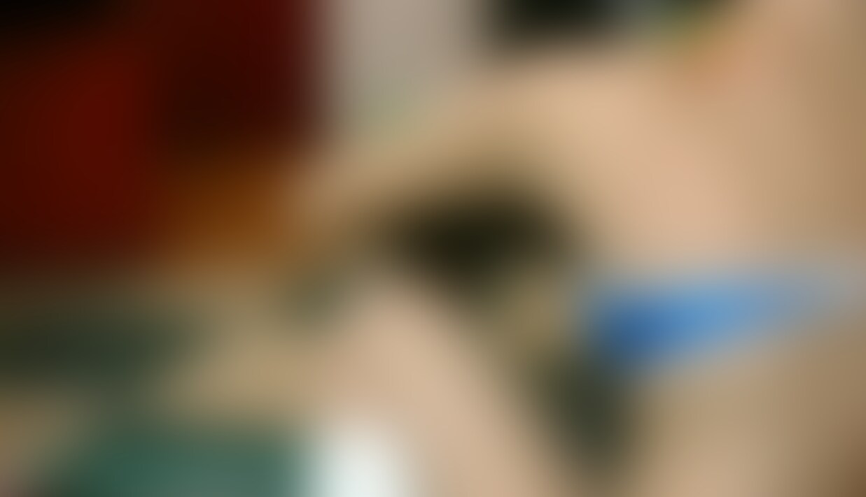 何故かビキニ姿で食事をしているギャル!
その背中をずーっと撮影!
日焼けで黒くなっている背中をずーっとご覧いただけますwww
録画時間は約17分ですがその間喋りながら食事をしています (2/2)