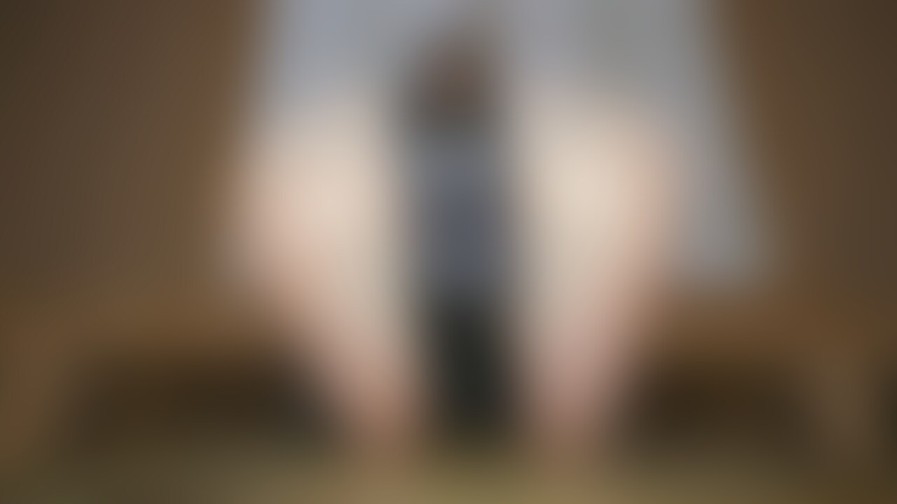 足裏屋と申します。
素人女性をSNSや街中で声をかけて出演してもらっています。
今回の女性は28歳人妻のSUZUNOちゃんpart2です。
今回は足裏にオイルをつけてのオイルマッサージです!
小さな足をプルプル震わせながら、気持ちよさそうにしたり、痛みを我慢する姿は萌えますよね!!
*動画情報
時間:5分37秒
フレーム:1920×1080 FHD
ファイル形式:MP4
ビットレート:25M
*注意書き
・出演女性はすべて○○○以上です。
・この作品はオリジナル作品として販売することを目的として製作しています。
・作品はオリジナル作品であり第三者に提供、販売等の行為を行うことはいかなる場合も禁止します。
・無断販売、無断転用をした場合は法的処置をとらせていただき、損害賠償請求を致します。 (2/2)