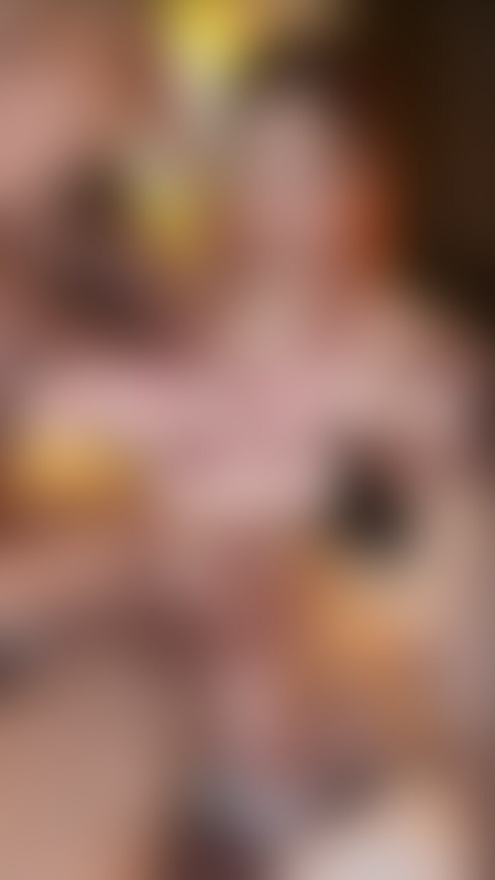 エチエチすぎる衣装に興奮しちゃっていいんだよ❤️

natsuとエッチな事したくなっちゃったでしょ??

この衣装はnatsuの為に作られたといっても過言では無いですね笑(なーんちゃって😜) (2/2)
