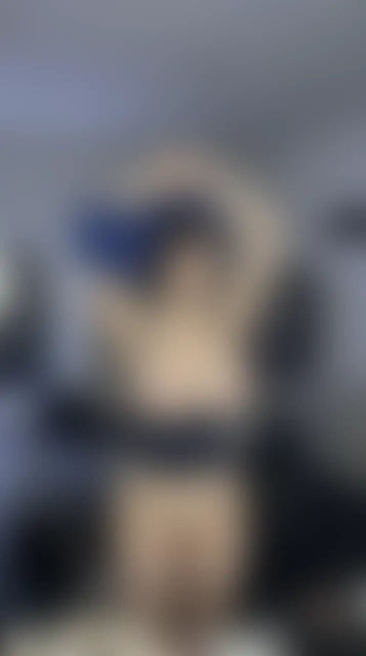 アイ🏆/巨乳チアガールの羞恥淫乱生活🌸「「そんなにカエデの事がすき？お兄さんも相当ね。あんまりジロジロみないでよ。」」の投稿サムネイル