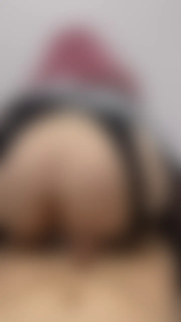 ピンク髪デカ尻ワンピースお姉さんの交尾動画🍑👣
最後は縛られて思いっきり中出しされちゃった🍌🍼
ゆいって呼び捨てされながら中出しされてアヘ顔なっちゃってた🥵💕💦 (2/2)
