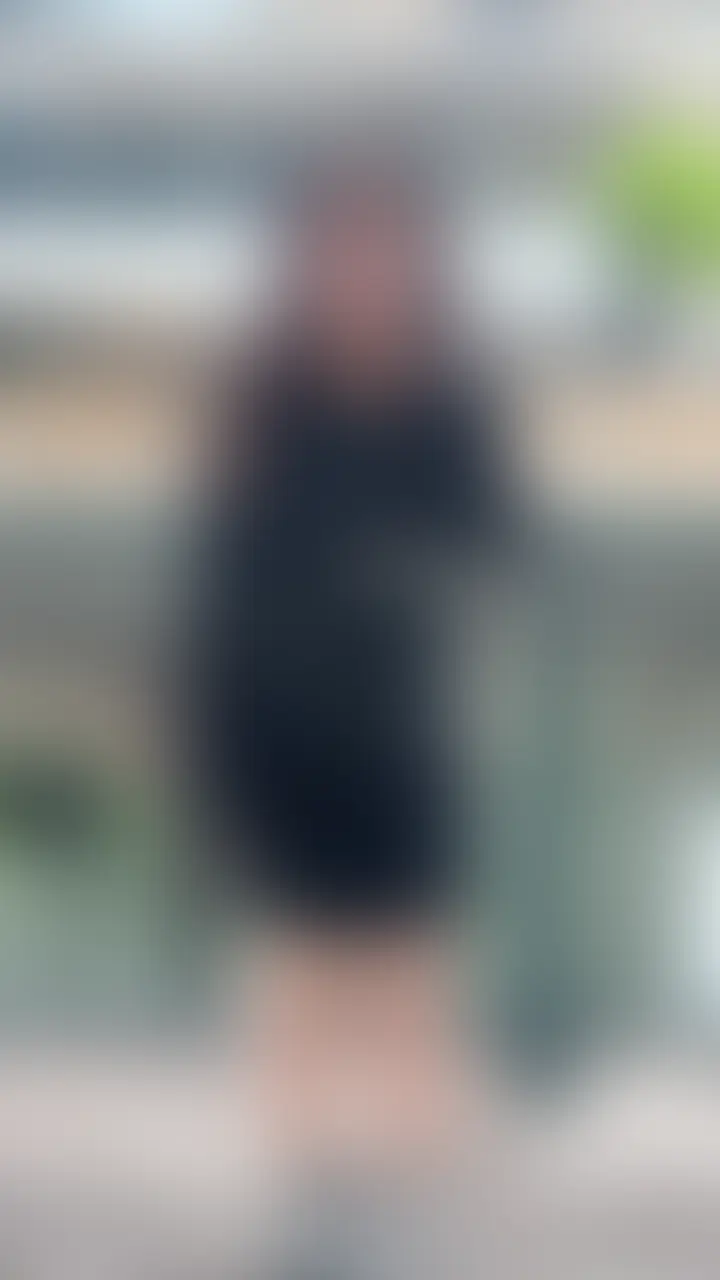 #67 MARINA(21) 大学生
今回の動画は、以前出演してもらったマリナちゃんです🧜♀️
前回あれだけ気持ちよく逝きまくったマリナちゃん、連絡すればまた会えるだろうと期待して連絡先を交換していました!
一ヶ月後に連絡したら案の定すぐ来てくれました😂
ただ、今回の狙いはハメ撮り。
前回と同じ事をすると思っているであろうマリナちゃんを色々言いくるめてラブホに案内笑
うちのAD桃也(ハメ撮り担当)とは初対面。
白色のマスク姿に怯えつつも何とか説得してハメ撮りまで漕ぎ着けることに成功しました!
キーポイントは”ゴム付けたらSEXじゃない”
皆さんも是非使ってみてください😊
最初は桃也への抵抗があったマリナちゃんですが、徐々に心を許し始め、
いざ桃也のチンコ(マイクロチ◯ポ)を挿入すると、
アンアンアンアンアンと喘ぎ声が止まりません🤭💗
こんな良い映像が撮れて、桃也には正直感謝しかありません。
そろそろご褒美でピーチパイ買ってあげようかな笑
(桃也の大好物なんです)
今後も皆様に美女達のハメ撮りをお届けする為に頑張ります!
※動画、写真の無断転載は著作権侵害となり、10年以下の懲役又は1000万円以下の罰金が課せられます。
発見次第、法的措置を取らせていただきます。 (2/2)