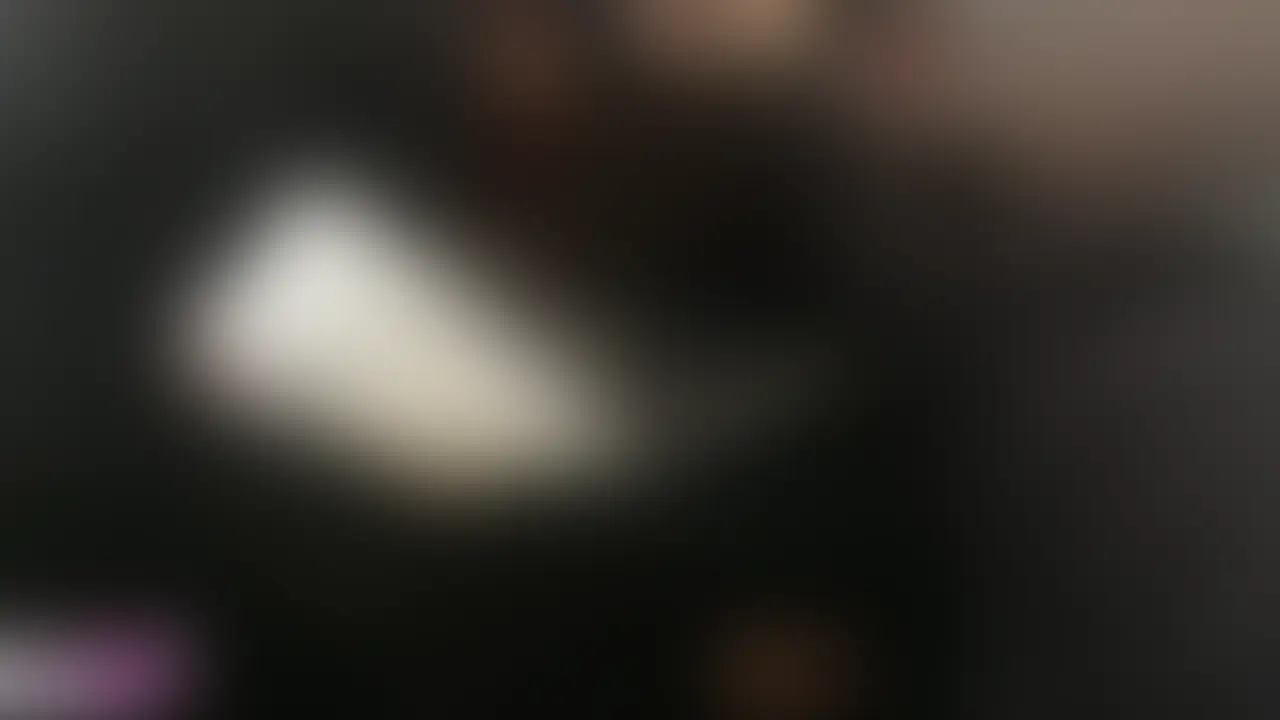 【作品紹介】
今回の衣装はヴァーチャルアイドルキズナ〇イちゃんの
衣装とオリジナルの**Ver!
キズナ〇イちゃんの衣装での撮影会
色々なポーズをとっていくももちゃん
アイドル好きなだけあって元々ポージングの種類が多かったのですが、今では言わなくてもエロいポージングまでしてくれるようになりました。
白く綺麗な肌にピンク色の乳首
良く見ると既にパンティにうっすらと染みが・・・
たっぷりと可愛いももちゃんを堪能した次は愛撫開始
キスしながら可愛いおっぱいを揉んで乳首をつまむ
白くて綺麗なお腹を触りながら下へ下へと降りていき、
ももちゃんの敏感なところをまさぐる
パンストの中に手を入れて直にとろとろした場所を触る
ぬるぬるの愛液をクリに塗りながらもみほぐす
パンスト越しにまNこの感触を確かめていよいよ本格化
先ほどまでダンスしながら中に咥え込んでいたバイブ登場!!
といった所で一旦生着替え
**姿もすっごく可愛いももちゃんです
場面戻ってバイブをゆっくりとなぞりながらももちゃんの
感じる所を探していく
構わず押し当てているとパンスト越しにじわっと潮が溢れ出て
スカートを濡らしていく
キスしながら中をかき回して反応を楽しみます
いっぱい出ちゃう!!という事で本日数回目の潮頂きました!!
追いお潮でもうスカートはぐっちょぐちょになってます
さぁ、じらしにじらしまくっていよいよ生ちNぽ先生の出番です
キスしながらじっとちNこの形を覚えさせて、その後は吸引とのコンビ技
そして撮影終了後・・・ (2/2)