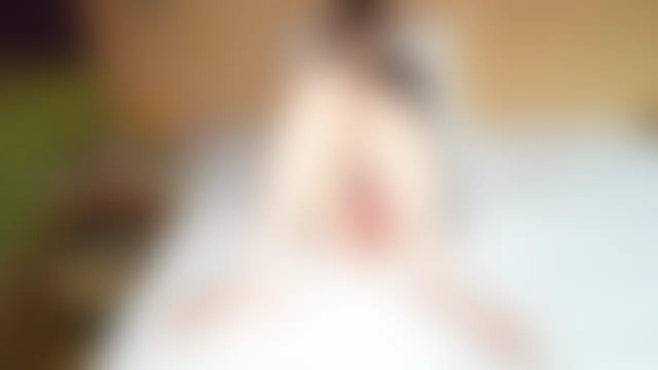 【ハメ潮】真上に連続潮吹き♡天井に向かって吹いちゃった///【No.111】
【真上に吹く潮吹き】
をとことん詰め込んだ、ハメ撮り動画です//
まずは、指だけで//
手マンでじっくり高めてから、一気に――
真上にびゅっと飛ぶレベルの潮吹き、出してます💦
今度はピストンでまた真上に噴水みたいに💦
受けっぱなしだったM男くんにごほうびも🫶
男潮、たっぷり出させてあげました
「出る瞬間」がちゃんと映ってて
見ててビクビクしちゃうかも//
すごいです!!!ぜひ見てみてください💝
※本編は完全顔出しです
定価:¥3,480 (2/2)