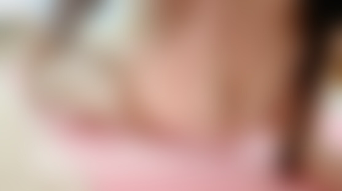 フリーでアップしようかと思ったけど、乳首見えちゃってたから普通の投稿にしました笑
ただのストレッチムービですが、見たい人だけ見てください笑 (2/2)