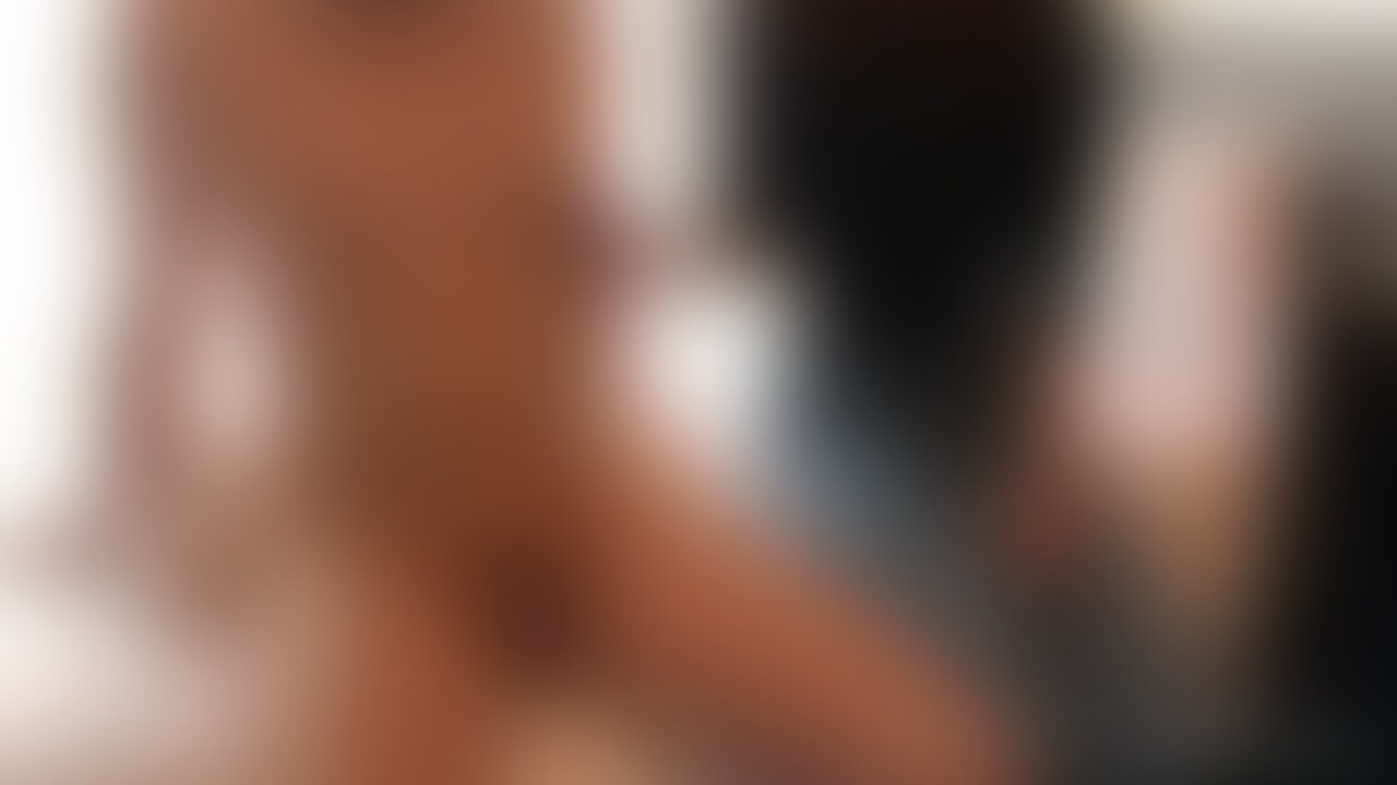 ＊フル動画＊ 隣に座っておしゃべり

乳首触りながらおちんぽもシコシコしてあげたら、｢気持ちいいです｣っていっぱい言ってて可愛かった〜

最初は声出すの恥ずかしがってたのに、｢声出していいんだよ？｣って言ったら出してくれてとてもいい子だった (2/2)