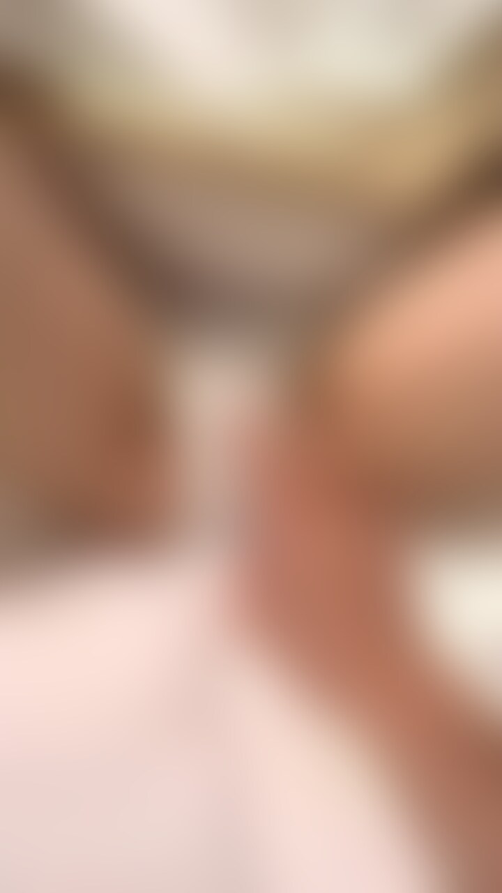 投稿が遅くなってしまいすみません😭
嫁ちゃんおパンツアップ撮影でおもちゃ責め動画でございます💕
久しぶりに長めの動画となります🫣❤️
是非是非お楽しみくださいませ💕
こちら単品販売も致しますので是非❤️ (2/2)