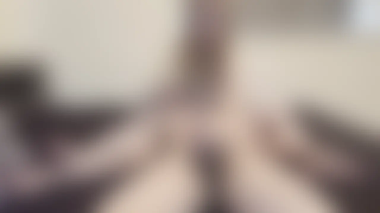 手で口押さえつけて呼吸管理してみた😈
呼吸出来ず苦しい中ち◯ぽいっぱいしこしこしちゃった👅🩷
イチャイチャプラン特典のリクエスト動画❣️ (2/2)