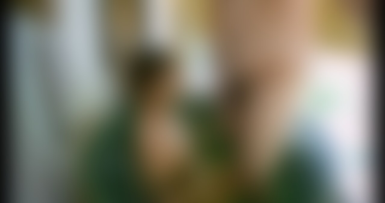 たっぷり潮吹きオナニーした後でもまだムラムラ。。。
旦那様とお風呂に使っていると自然と手がオマンコに伸びてしまい、それがバレてオチンポしゃぶらせてもらい流れで挿入😊 (2/2)