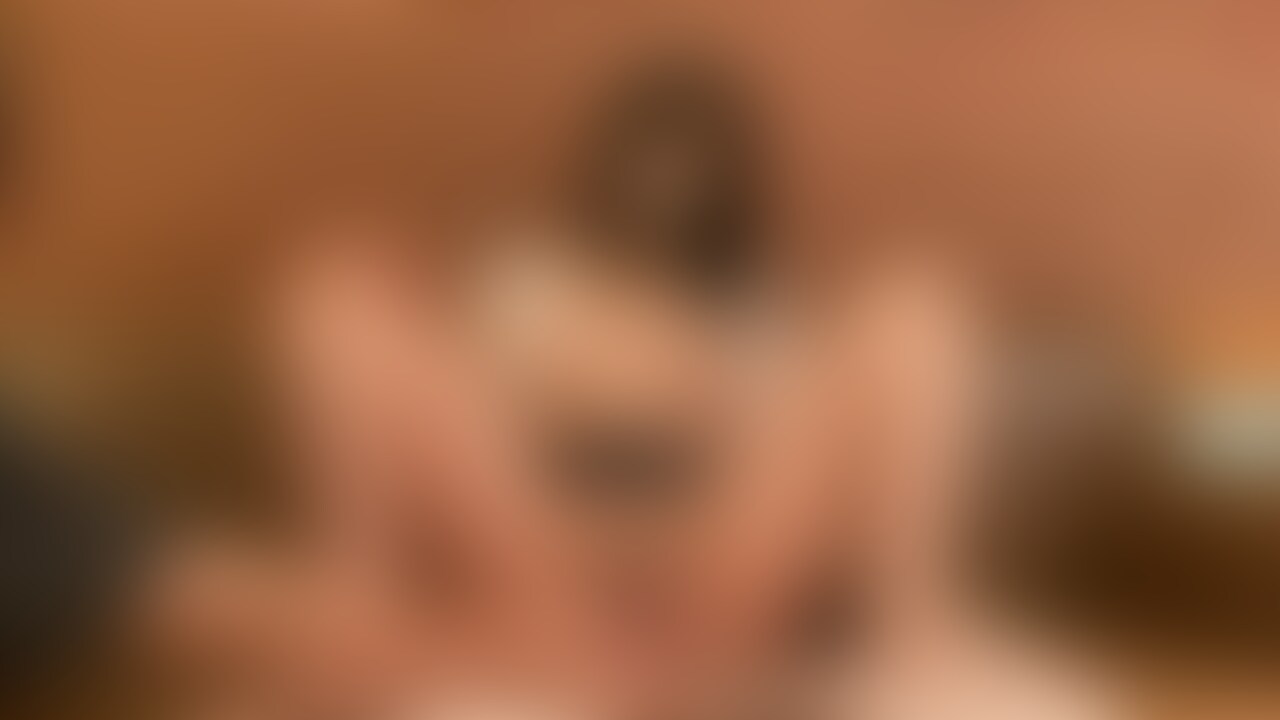 ★丸見え潮吹き女子大生を噴水責め★
潮吹きする度にあどけないイキ顔をする女子大生の
アソコから出るシャワーがエロい🚿💞 (2/2)