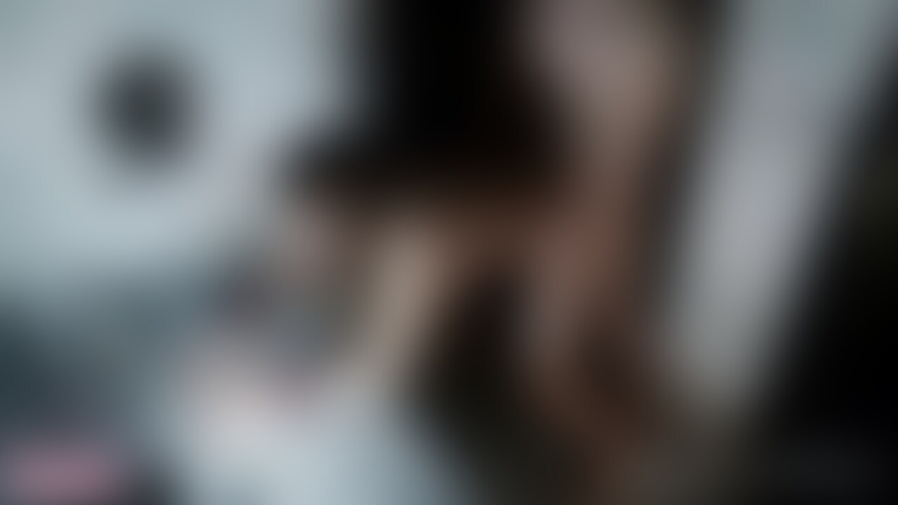 絶叫メス堕ちバック
(本編5分14秒)
『奥めっちゃ当たるな、これ』
『アアアーッ!!イクイクイクイクっっ!!』
『もっと奥いっぱい突いてほしい…』
『もっと突いてほしいん?』
『あ"あ"あ"あ"ぁっ気持ちい"い…っっ‼いくいくいく!!!!』
欲求ダダ洩れマンコのリクエストに応えて
最奥ガン突き交尾。 (2/2)