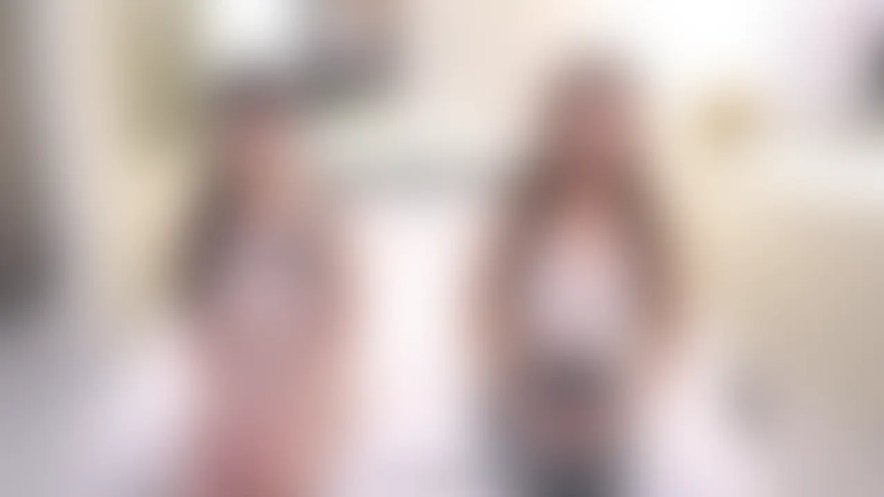 【ガチSEX解禁】バキバキおちんぽを挿入💓光杏先生初コラボ♡【No.13】
るかち初の本格ハメ撮り
ついに解禁です!!
大尊敬で大好きな
光杏先生との夢のコラボ。
「バキる男養成講座」で仕上がった
バキバキおちんぽを、
我慢できずに…
るかちのおまんこに
ハメちゃいました💓
カメラの前で本気で濡れて、
本気でイッて、
本気で感じちゃった…
思い出すだけでまた
濡れちゃうくらい気持ちよかった…///
エロ全開のるかちを見て
絶対に抜いてほしいです!!
キス/フェラ/正常位/騎乗位/背面騎乗位
※完全顔出し・ガチSEX (2/2)