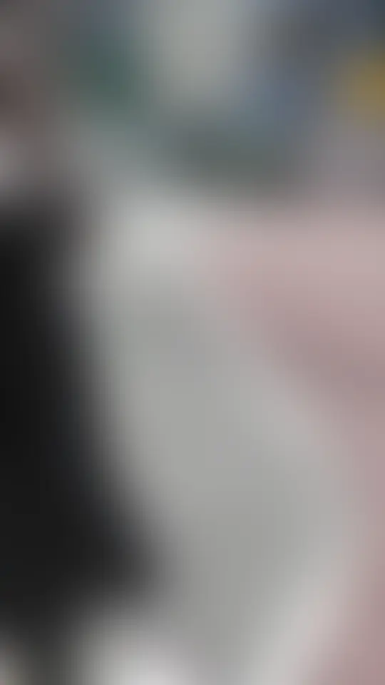 【本編顔出し】#002 さな
仕事終わりのさなちゃんは24歳のヨガインストラクター。
ビニール袋に入れたウェアがいい匂いを放っていました。
黒髪で大人しそうな雰囲気の割に経験人数は100人近そう(笑)
普段から生派だというさなちゃんのハメ撮りはお酒を片手に
フェラをして見た目に似合わずドエロいセックス!
舌を出してケモノの様にイキまくり、寄り目でハメ潮も
何度も吹いて全身でHを楽しんでいました。
もちろん最後は中出しで、出された精子を舐めちゃう
スケベさを嫌いな男はいないはず! (2/2)