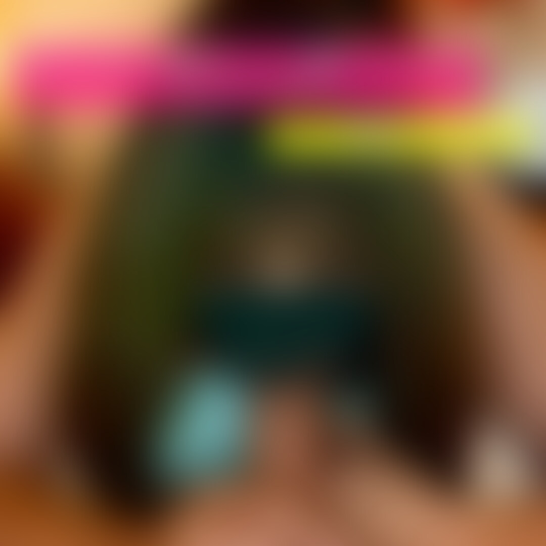 前回アップした動画のフェラ顔アップバージョンです💋
バックから雑魚アナル掘られながらフェラチオ💕
アナルと喉奥同時に気持ちよくなっちゃいました…🤤❤️ (2/2)