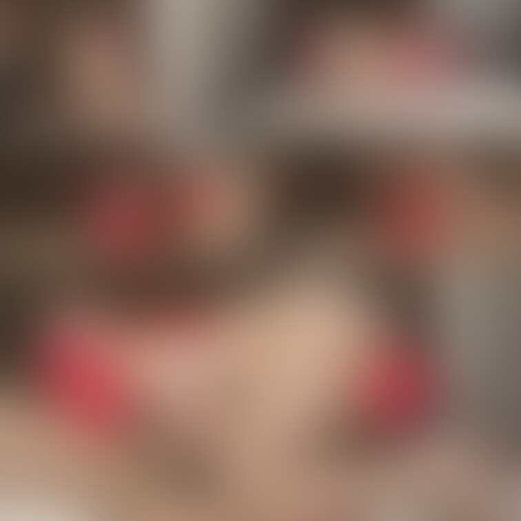 ギャルママのハルナちゃんに、スポコスを着させて、固定バイブフェラでザーメンごっくんさせた一部始終を定点観測してみた件【ハルナ♥むっちりギャルママ♥♥】
エロカワイイ○○○からアテンドされた、さらにエロカワイイ○○○を、俺たちがスケベにいただく企画!
今回は、ハルナちゃん(#5)です!!
#1~#4をご覧になられた方は、ご存じだと思いますが、ハルナちゃんは、以前にAkiTubeChannelで撮影した美咲ちゃんから紹介されたむっちりボディーのギャルママさん(家事、子育てに奮闘しているのですが、旦那が長距離トラックのドライバー)です!
今回は、スポコスを着させてエッチな事をしてもらいました!
スポコスに着替えてもらい、恥ずかしがるハルナちゃんを、鑑賞しながら、前戯とバイブでアイドリングを高めてもらい(エロムードを高めてもらうつもりが、感度良好ですぐにイってしまったけど…)、固定バイブにしたままで、パイズリ&フェラチオでご奉仕プレーをしてもらいました!
感じながらもご奉仕する健気なハルナちゃんの性格の良さが、見た目ギャルとのギャップがまたソソル、射精ポイントとなっています!
最後はお決まりのザーメンをごっくんしてくれました!
※この商品は、当サイト利用規約、日本国内の法律及び条令に違反する内容は一切含まれておりません。
※この商品の無断転載、転売等の二次利用を一切禁止します。 (2/2)