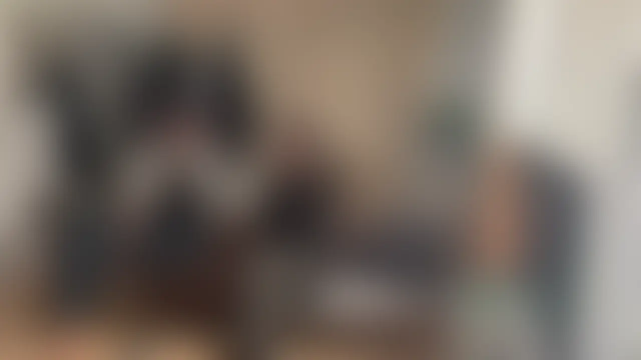 【21歳、Dカップ、彼氏持ちOL】
 
 会社の同期、上司とヤリまくりの淫乱OLがエロすぎた。

※いいねとブックマーク100超えで顔出し動画公開。 (2/2)