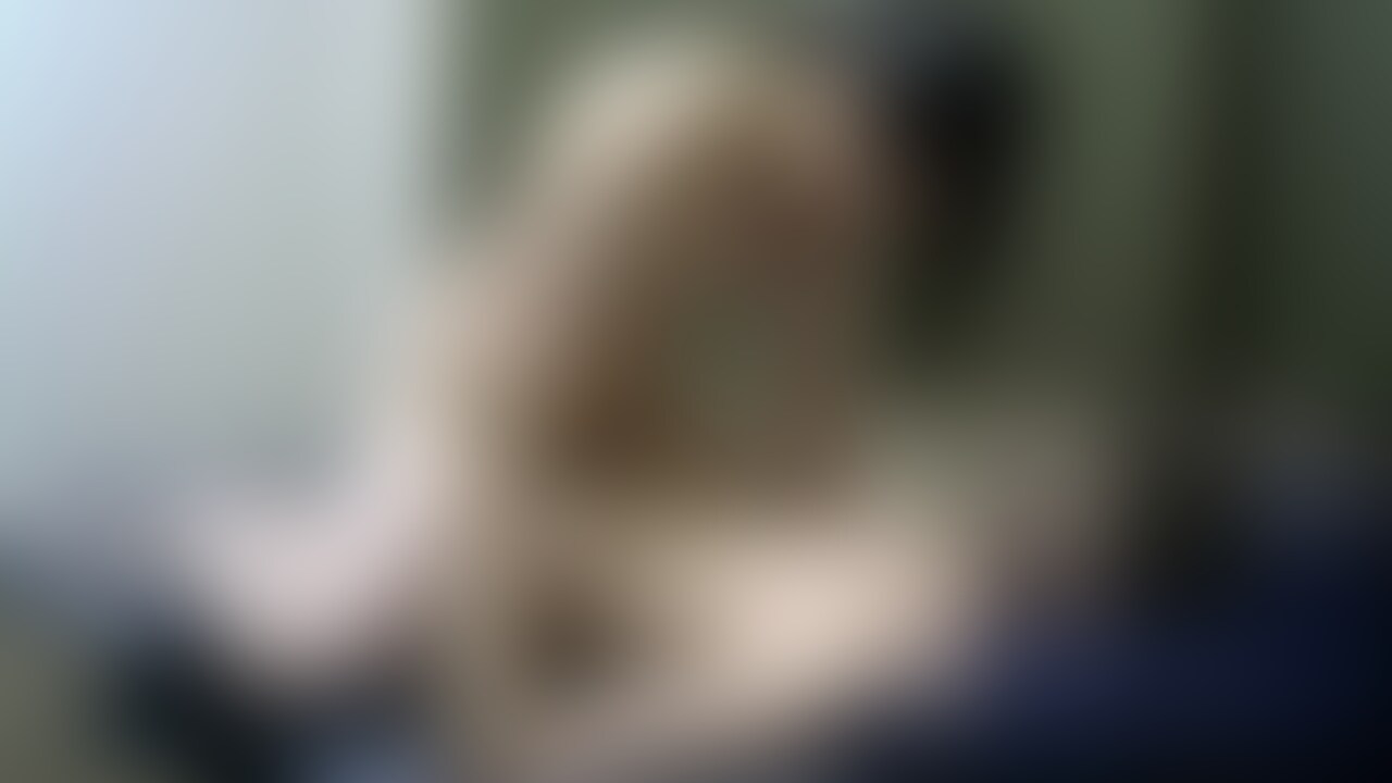 [part1]女子大生と騎乗位生ハメエッチ(足舐め、乳首責めフェラあり)

女子大生と生ハメエッチしちゃいます！
濃厚キスから始まり、やる気満々の足舐め、フェラ、乳首責めフェラから始まり、生ハメ騎乗位！
乳首舐め騎乗位をしつつ、最後は生ハメ外出しフィニッシュです！ (2/2)