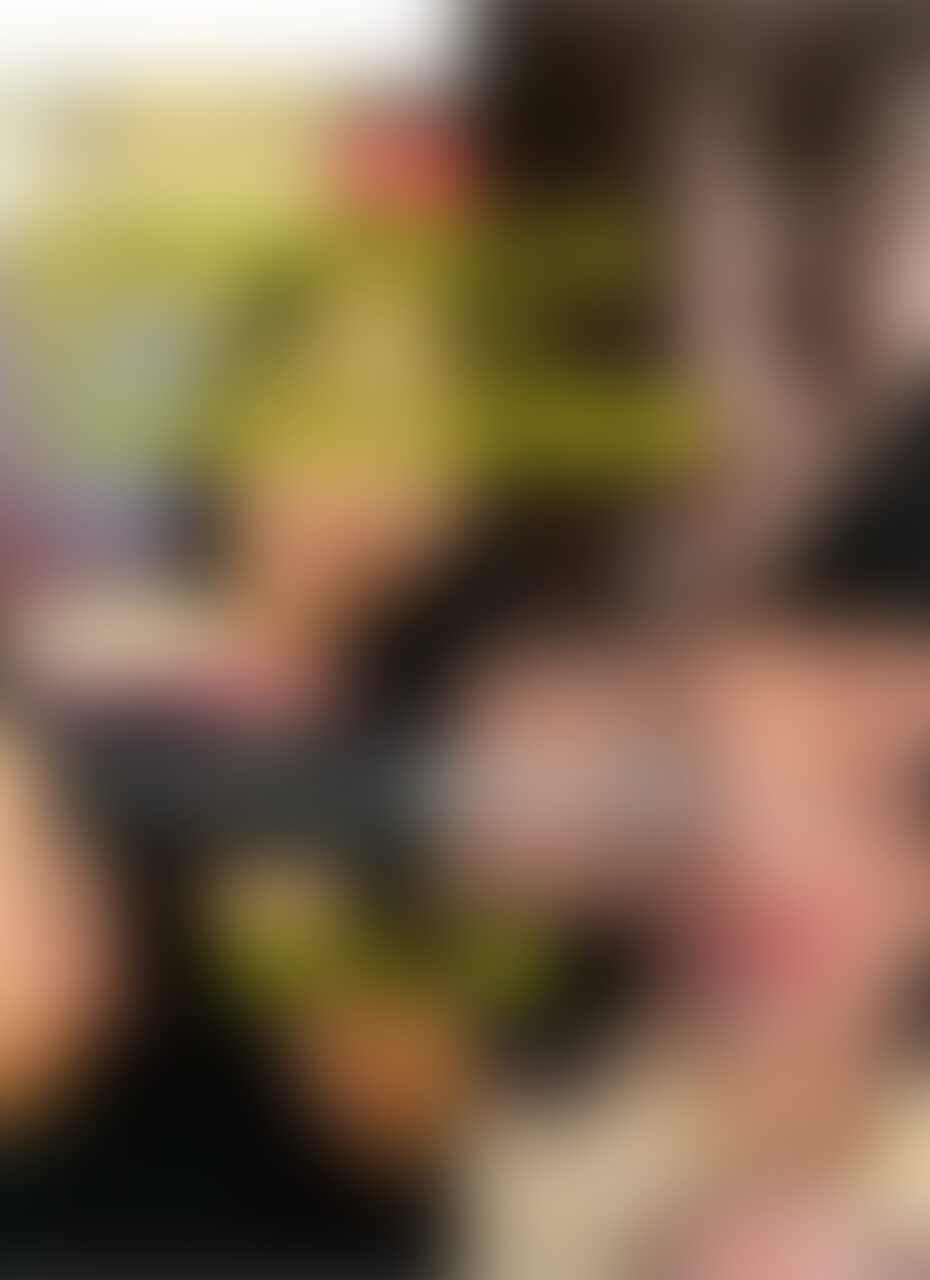 ロイヤルプレミアム限定公開‼️

🔥公認単独様とのカーセックス３本収録の総集編！！🔥

●一本目
ロイヤルプレミアムプラン
顔出し編【車内に呼び出されお口でご奉仕編】

私の出張中に公認の単独様と立体駐車場の車の中で。
（単独様に動画を回してもらっています。）

単独様に呼び出された妻は車の中でお口で抜いてあげていました。（普段着でお化粧も薄めで逆にエロい）
なんだか妻を性処理に使われたようで屈○○○感があります。
しかしそれ以上に嫉妬で興奮しております。

少しパンツをずらされ、手マンでイッてしまう彩華。
人目を気にしながるフェラする様子はリアリティーに溢れていて私は見入ってしまいました。。
最後は口内射精です。。

●２本目
ロイヤルプレミアムプラン顔出し編
【夫の出張中に公認単独様に呼び出され立体駐車場で。。】
ロイヤルプレミアムプラン顔出し編
単独様からL●NE

単「今日奥様少しだけお借りしてもよろしいですか？」
私「妻が良いって言ったら大丈夫ですよ」

最近は出張続きで、あまり妻の相手はしてあげれてませんでした。
しかも生理前で欲求不満であろう妻からのL●NE
「行ってきてもいい？」
正直本当に寝取られるのではないかと言う不安と興奮が交差します。

動画確認すると立体駐車場でカーセックス。
密着して何度もイカされる妻
生理前で胸もぱんぱん。
恥ずかしがり周りを気にしながらま半裸で騎乗位。
「中で出していい？」
「ヤバいからホントにダメ。。」
時間にして40分ぐらいですが、妻は満足したのでしょうか。
昨夜は帰宅後たっぷり上書きを楽しみました。

●３本目

【ロイヤルプレミアムプラン顔出し編】
夫に事後報告ドライブデートのはずが。。首都高でオナニー○○○
〜ランチ前に駐車場で。。〜

単独様のスペック
●会社経営、年収3000万程度（車は欧州の高級SUV）
●４０代後半175センチ
●物腰柔らかめで色黒の昭和風イケメン（石原軍団にいそう）
●既婚で奥様とSWを楽しんでいる
●人見知りの妻を楽しませてくれる

⚫︎作品概要
立体駐車場の中で
「誰か来たよ。奥さん見られてるよ。」
「嫌、イクゥ。。」
「お口にたっぷり出してください。。」

今作は私の出張中に妻お気に入りの単独様とドライブデートをしてきました。
（事後報告）

車の中での生々しい会話が繰り広げられていて、私は編集しながら何度も抜きましたw
普段は絶対に車の中とかではさせてくれませんが、単独様の巧みな会話に妻が飲み込まれているようです。。

単「首都高入ったらこれ使ってオ●ニーしてみて。」
妻「え？無理したことないし見られちゃう。。」
単「大丈夫！パパ喜ぶよ。」
妻「うん、、」

周りを気にしながらおもちゃで触り出す妻の彩華。
ドMな妻は恥ずかしながら、少しづつ吐息がいやらしくなって。
妻「やばい、いきそう。。」
単「ダメだよ。トラックから見てるよ。」
妻「あ、嫌。イクぅ。。」

なんと３０分のドライブで３回ぐらいはイってしまった、どすけべ
清楚妻彩華。。

我慢できなくなった単独様は横浜市内の景色のいい駐●場で
「一回お口でいかせて。」
妻「はい、、」

駐車場でもしっかり言葉ぜめで何回もごめんなさいと言いながら中イキ。
最後は
「お口で出してください。。」
「あ、いっぱい出たね。」

この後何事もなかったかのように、お洒落なレストランでボ●マーリーを聴きながらお○○○を飲みタコスを食べていましたw

私的には雑に使われているようで、むかつきますがそれとは裏腹に鬱勃起が止まらない
作品になってしまいました。。 (2/2)