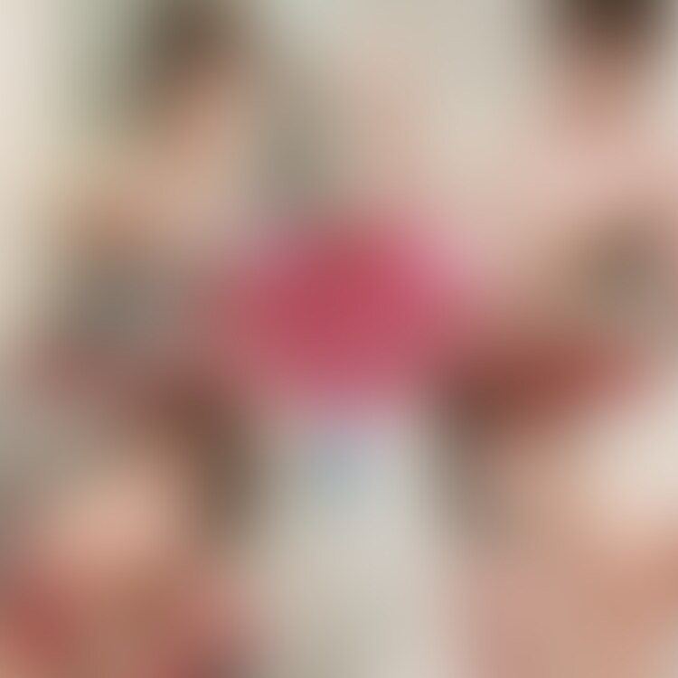 はなびが家事をしていたらストッキングびりびりに破かれてお尻丸見えになっちゃってお口でおちんちんを綺麗にするのも大事なお仕事らしくてお口で綺麗にお掃除しちゃったよ♡
姫初めはみんな済んだかな?🩷
たくさん気持ちよくなってね♡ (2/2)
