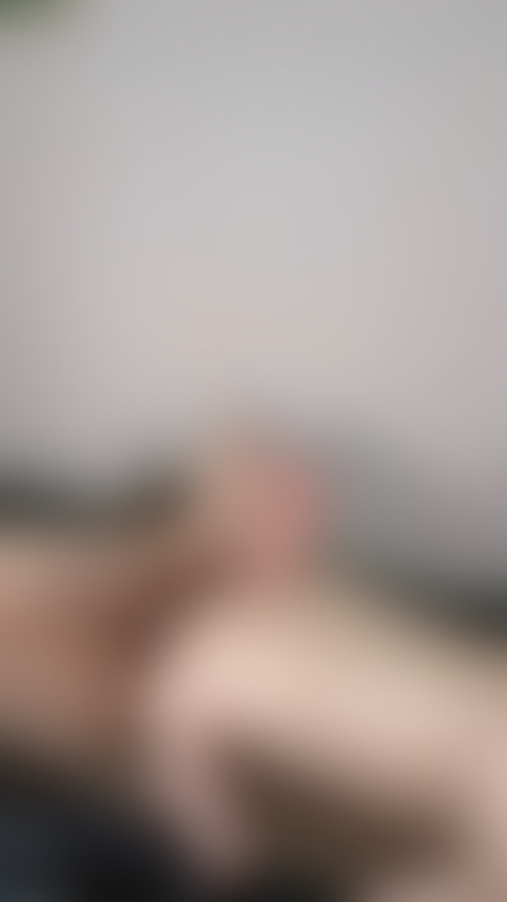 顔出し★お互い全裸で乳首舐め＆フェラ＆イラマしてもらいましたー！
★800本以上のハメ撮り動画を投稿済です★
こちらはプラン内でハメ撮り個人撮影している素人の女の子！
顔出しSEX動画も多数投稿してます！
※「いいね」「フォロー」いただけるとモチベーションになりますので、良かったと思える動画があれば是非お願いします★ (2/2)