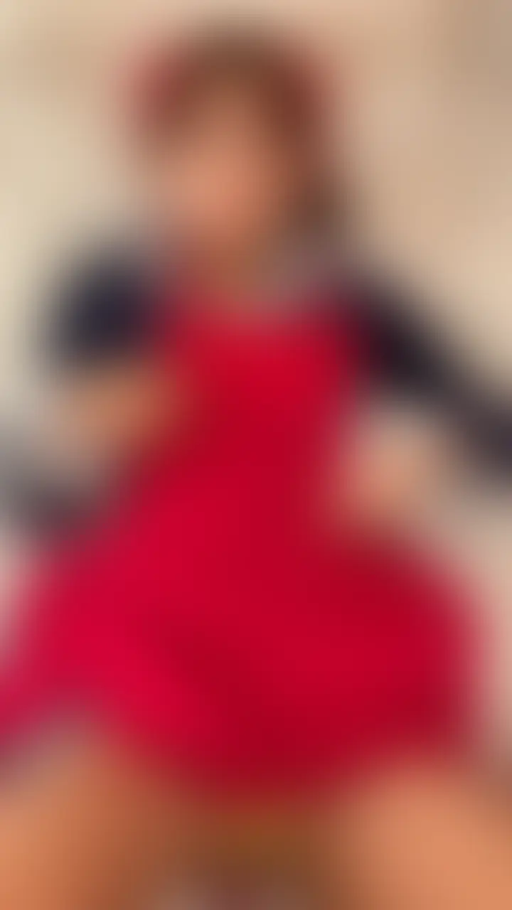 始めまして、家事代行サービスのあかりです
今回もお客様との動画になります
もうこのお仕事を始めて、5人のお客様としてしまった事になります…

本当はお掃除だけのつもりが求められてしまうと
いつも、こうなってしまう私って変態ですよね…

でも、お仕事はちゃんといつも完璧にこなしているので
その点はご安心ください！！

ただ今回はとても近くで撮られてしまって
皆様に見てもらうのが恥ずかしいのですが、見ていただけますか？

家事代行のご予約はDMから承っておりますので
そちらからお気軽にお待ちしています (2/2)