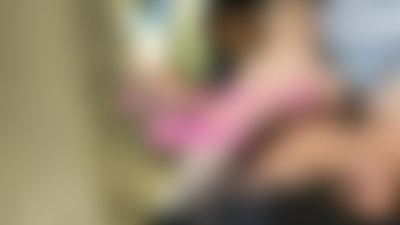 めいちゃんのストッキングで顔面踏みつけ
あの美少女のめいちゃんが車の中で、ずーと履いていたムレムレほかほかの
ストッキングでこれでもかと言わんばかりに足裏を顔面になすりつけてくれました。
まためいちゃん自身も自分のスマホで踏みつけている所を撮影、両方の動画を一本にして臨場感ある動画になってます。
途中でバードウオッチングの方と遭遇して撮影中断のハプニングもありましたが、
無事終了。大人気美少女にストッキングで責められたい人は是非
12分23秒
モデルさんは20歳以上で販売許可得ています。 (2/2)