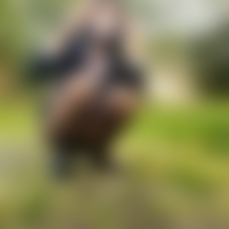 上位版雰囲気顔出し【野○ドキドキ】休日出勤の会場抜け出して、ひとけのない場所でパン○を出して撮影した【フェチストッキング