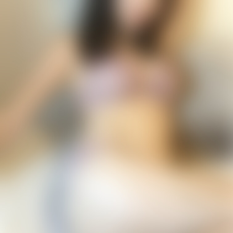 グラビア写真集第二弾です❤️
新しい下着での撮影です❣️