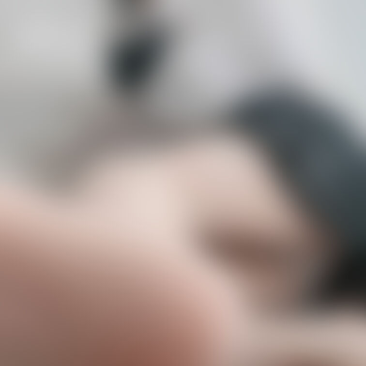 足から見えるパンツ🩲🦶🏻