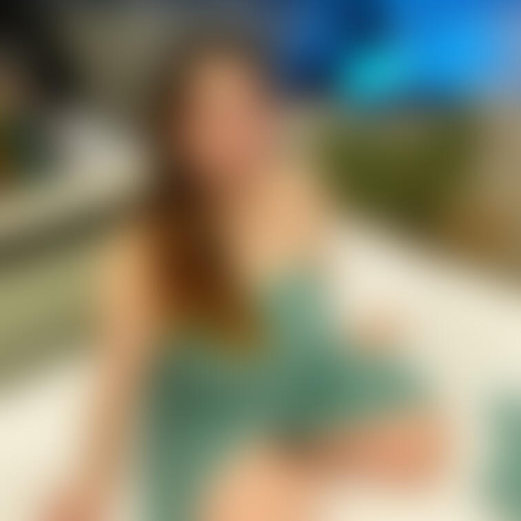 普段は肉●器とか公衆●所とか呼ばれてるので、TwitterだとやさしいDMをたくさんもらえるので嬉しいです。

昔か