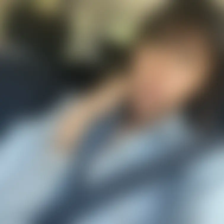 最近は釣りにハマってるよ🎣*·
少し早い誕生日プレゼントで
リールもらったの🧵💕嬉

釣り好きな人釣り教えてくだ