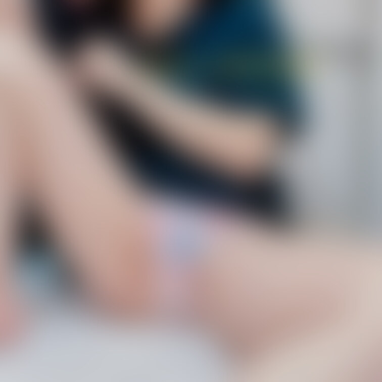 洗面所で考え事する人妻💭

おはよ💕
まいさん秋が1番好きな季節なの🥰
秋刀魚、栗、梨、松茸…
大好きな美味し