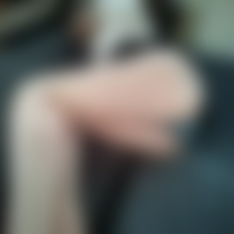 プライベートオフショットだよ❤️
いっぱい興奮してね🤭
後で動画もあげるからね💕