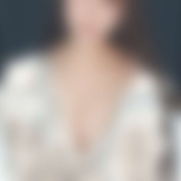 むにっ