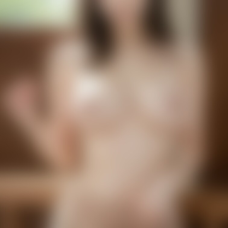 美乳お○○○さん