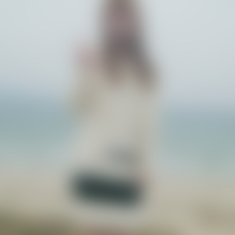 2014年4月頃の撮影です。
この時期は、肌寒く、
初めての野外撮影で、超ソフトとなります。
年齢を重ねる、エロ姿