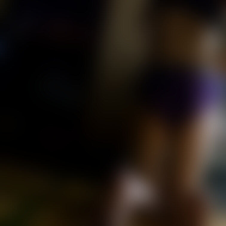 編集中の動画の切り抜きました。
11/18夜に撮影したものです。

※画像4枚あります。
-----------