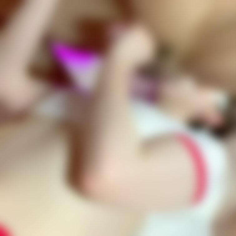 【無料版】えちえち体操着でアナル舐め【前視点】
エッチな体操着で彼氏のアナルを舐めながら手コキ。最後は大量にぶっかけて