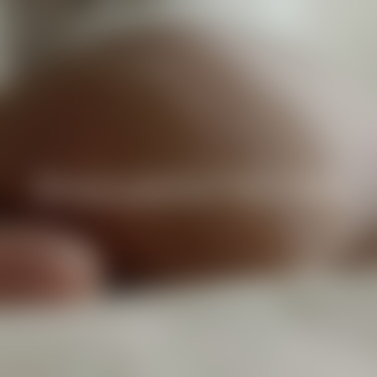これは季節外れのかがみもちみたいなおしり💁♀️🍑