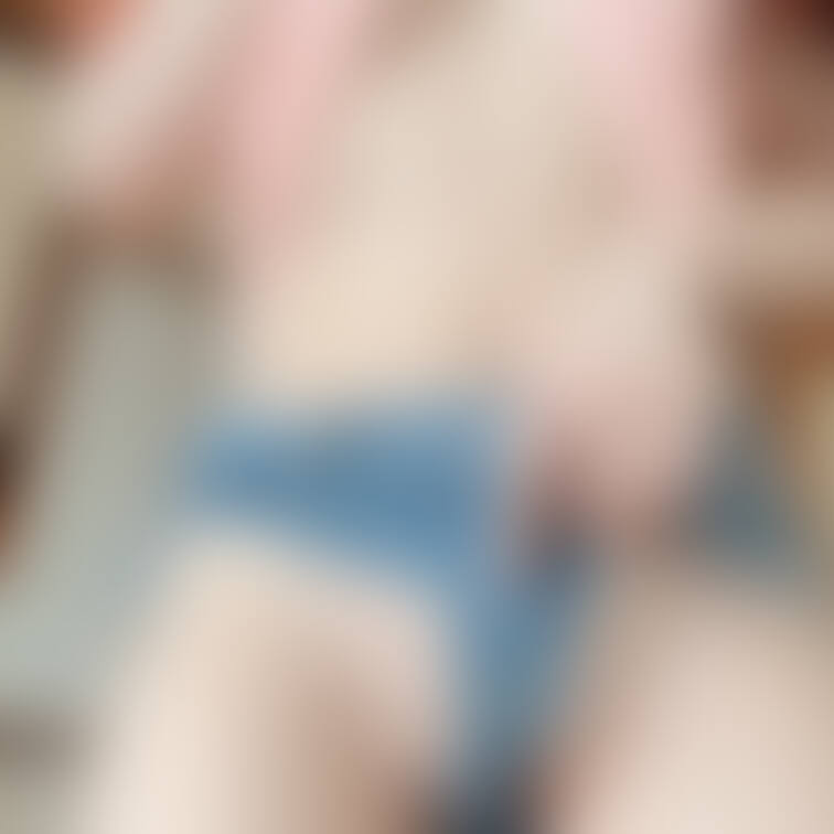 このデニム、えっちすぎない?♡
一目惚れしてAmazonで買ったの🥰
どんな衣装が一番えっちに見えたり
フ