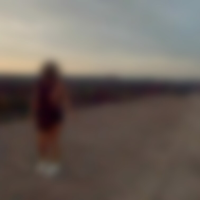 【朝日レポート露撮編】※※
曇り空だけど朝日レポート🌄
ふと思ったんだけど…私って散歩に連れていってもらえた犬みたい
