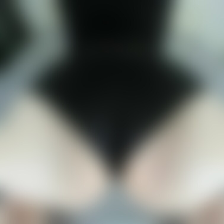 私の綺麗なおしりみてくれる人いる?