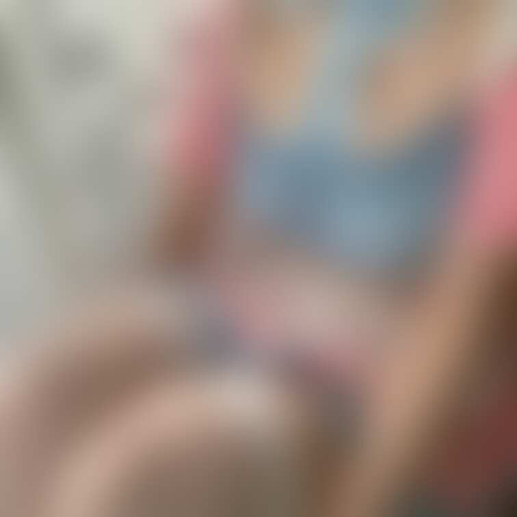 おはちきゅ〜！
ぽかぽか☀️
良い日差しを求めてお引越し先を探し中です。。
今年はやりたいことたくさんっ！
楽し