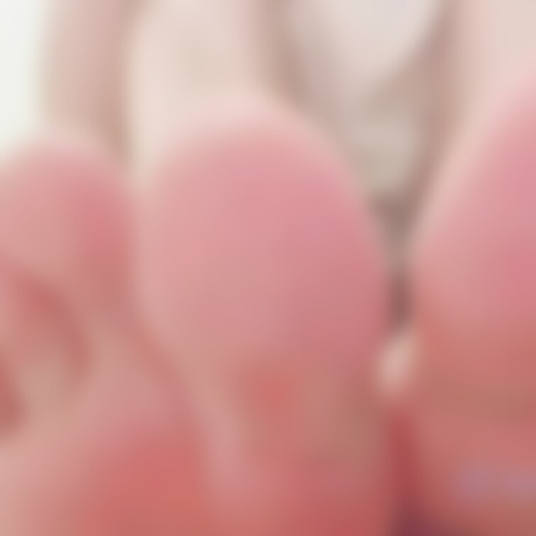 お疲れ様動画❣️3分15秒
Sっ気たっぷり
あま〜くrincoが囁くよ❤️👣

rincoに囁かれたい子は
イ