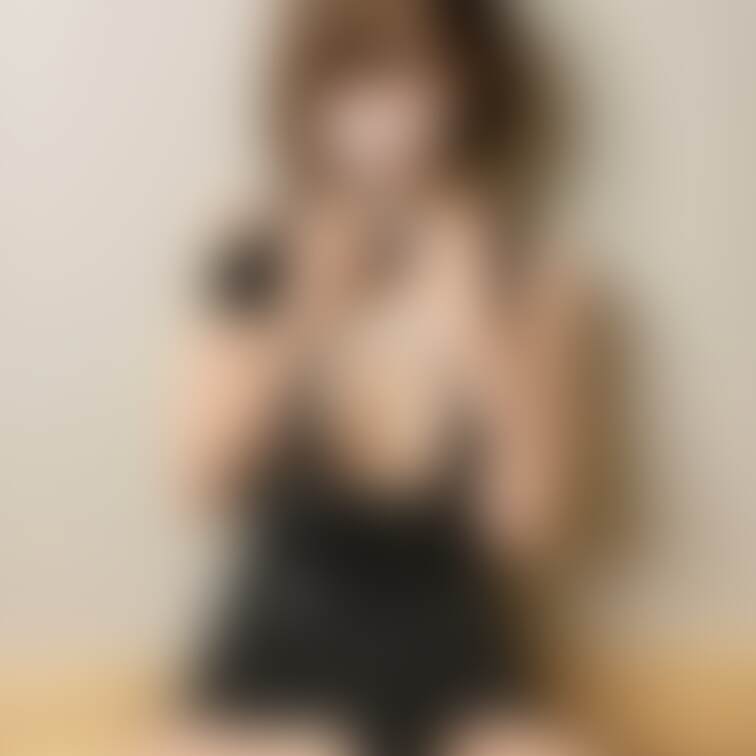 こんばんは…ましろです🌙
今日は本当に寒いねー🥺🥺🥺💗
一緒にくっついて、ぬくもりを分け合いたいな